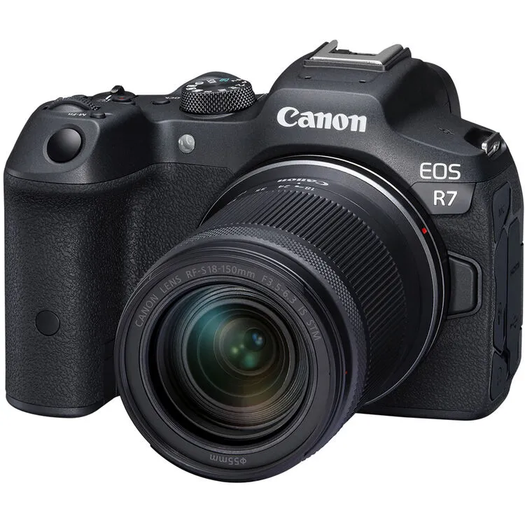 Canon EOS R7 Mirrorless Camera with 18-150mm Lens