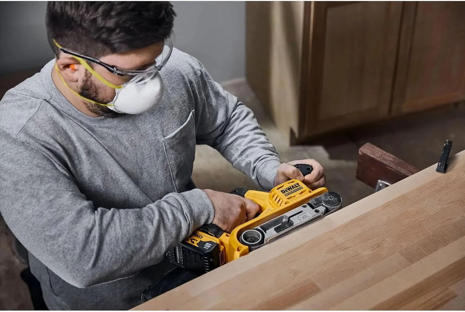 Open Box -  Dewalt 20V Max Xr 3 X 21  Belt Sander Cordless Bare Tool