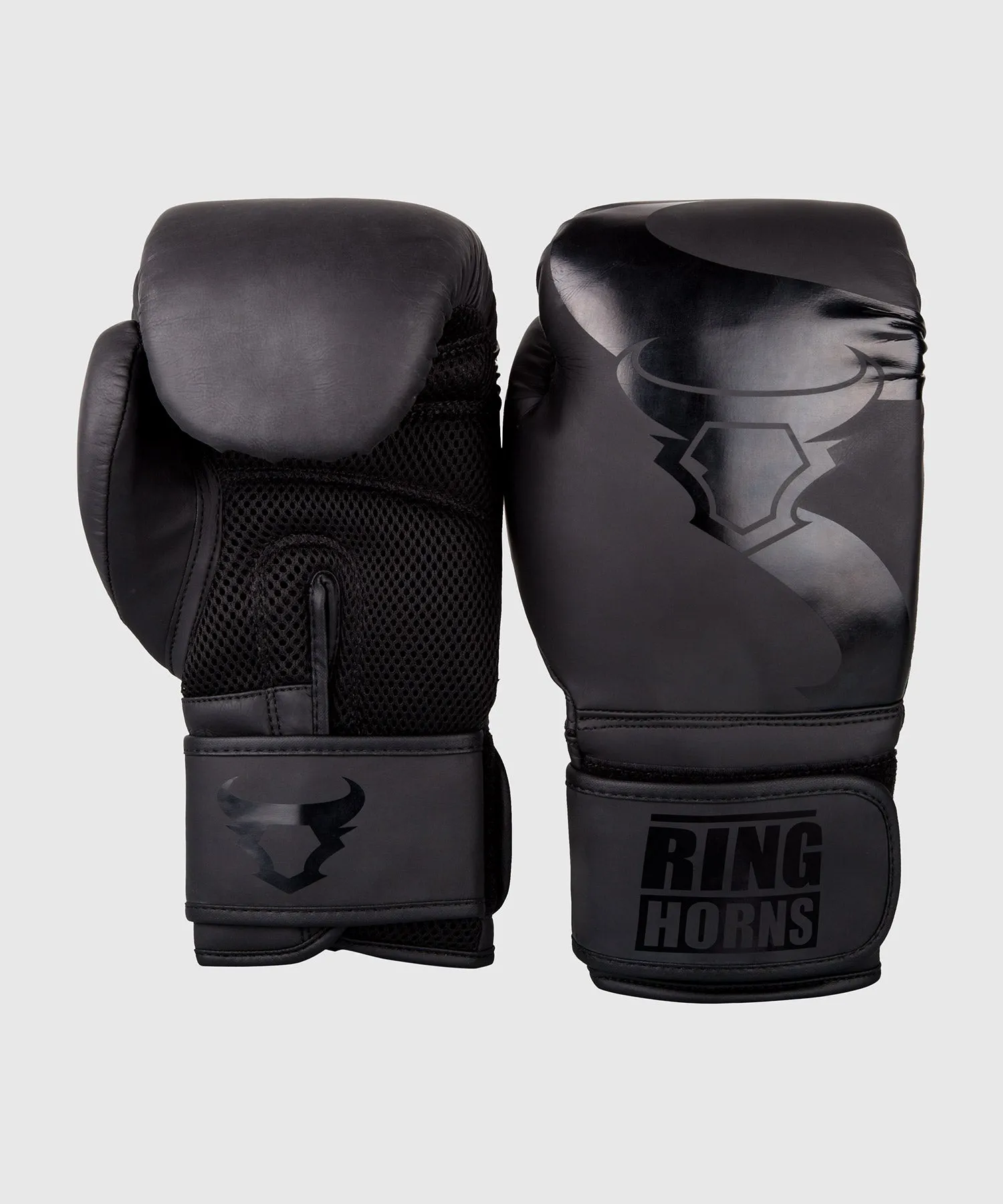 Ringhorns Charger Boxing Gloves - Black/Black