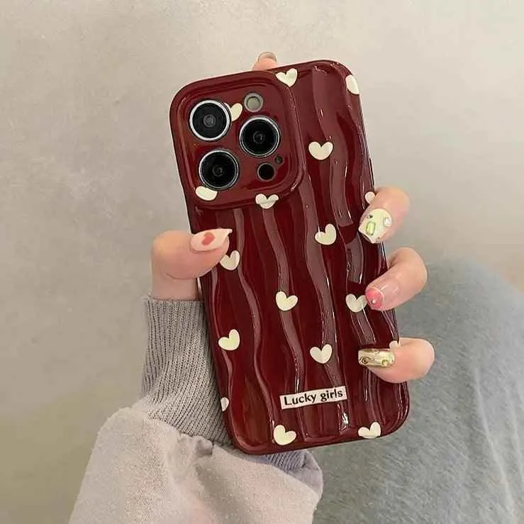 TSP69 Cute Phone Case  For iPhone 11, 12, 13, 14, 15 Pro Max - Stylish Red Hearts - Wavy Pattern