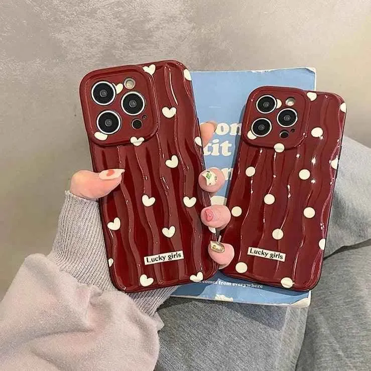 TSP69 Cute Phone Case  For iPhone 11, 12, 13, 14, 15 Pro Max - Stylish Red Hearts - Wavy Pattern