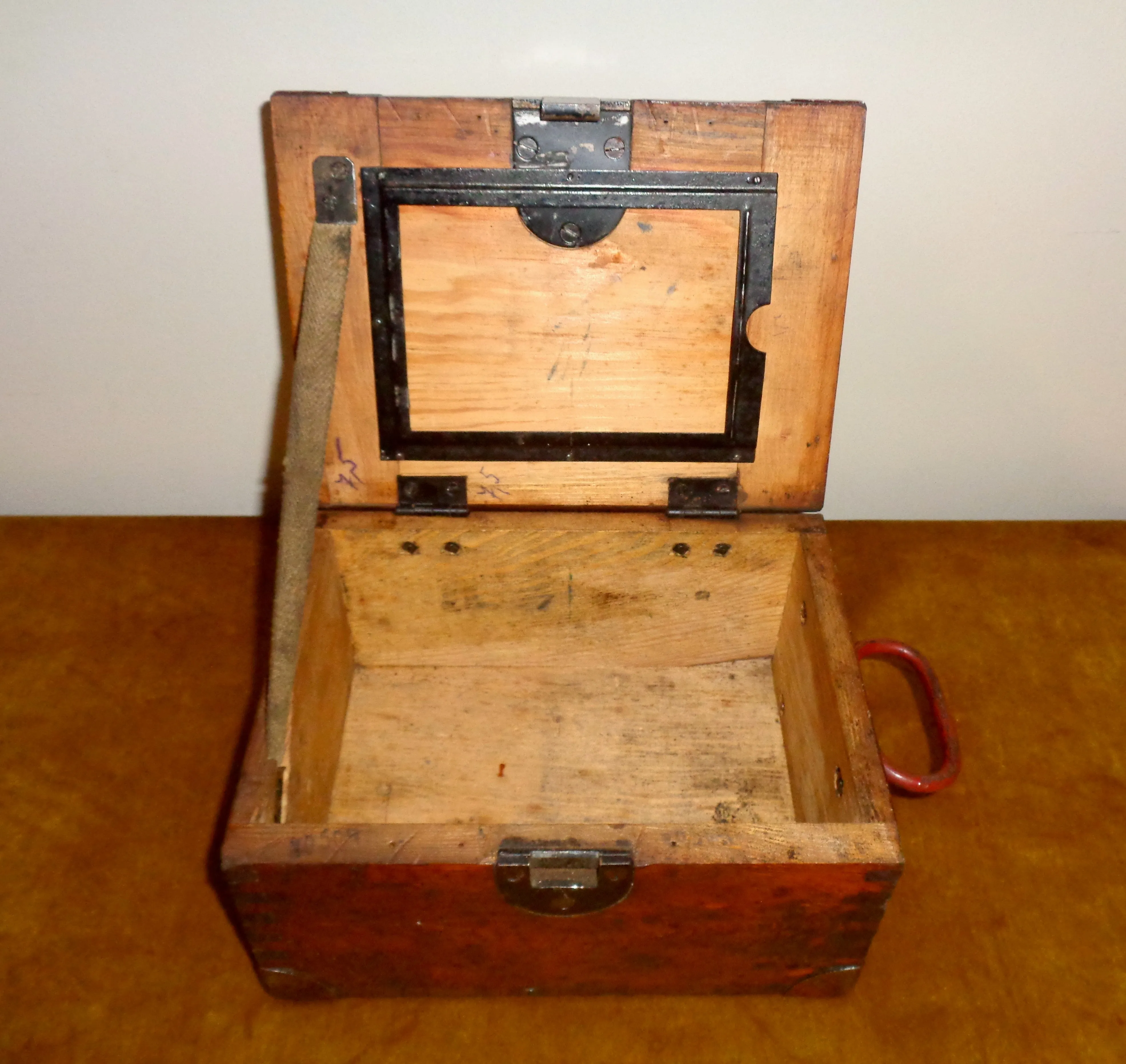 WW2 Wooden Personal Effects Memorial Storage Box